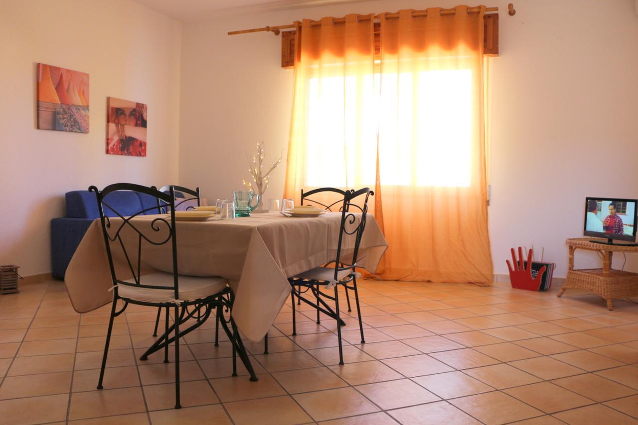 Residence Ponente Santa Teresa Gallura Eksteriør bilde